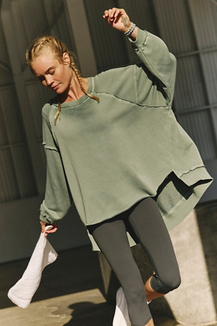 One To Beat Pullover