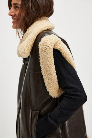 Apparis-Gaia-Bonded-Vest