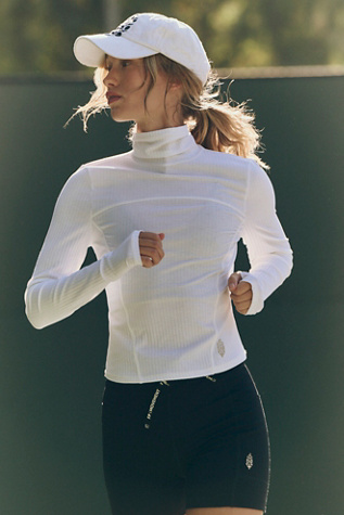 Tempo Ribbed Turtleneck