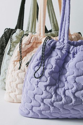 Cloud 9 Tote