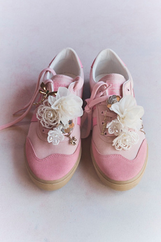 Rosette Shoe Charm Set