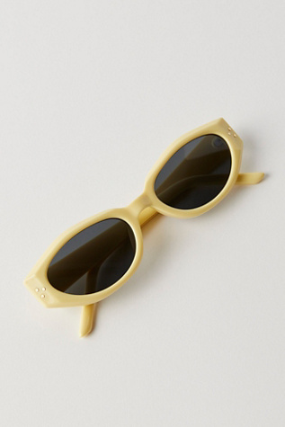 Carrie Cat Eye Sunglasses