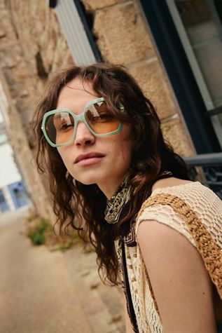 Polly Oversized Square Sunglasses