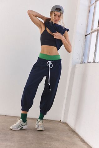 Flutter Cropped Joggers