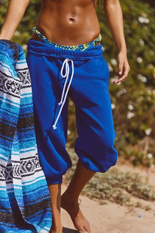 Flutter Cropped Joggers