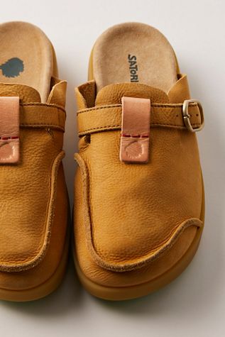 Satorisan Hoote Moccasins