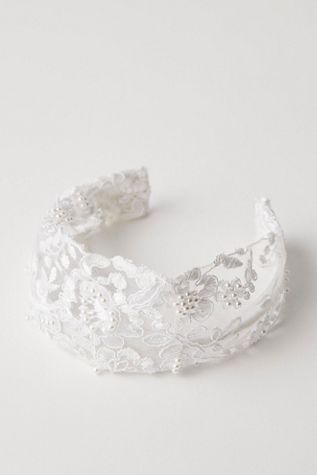 Tenny Lace Hard Headband