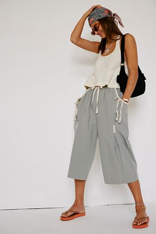 Khloe Capris