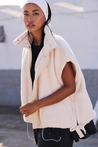 Scout It Out Fleece Vest