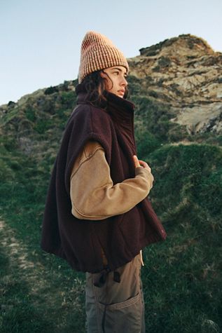 Scout It Out Fleece Vest