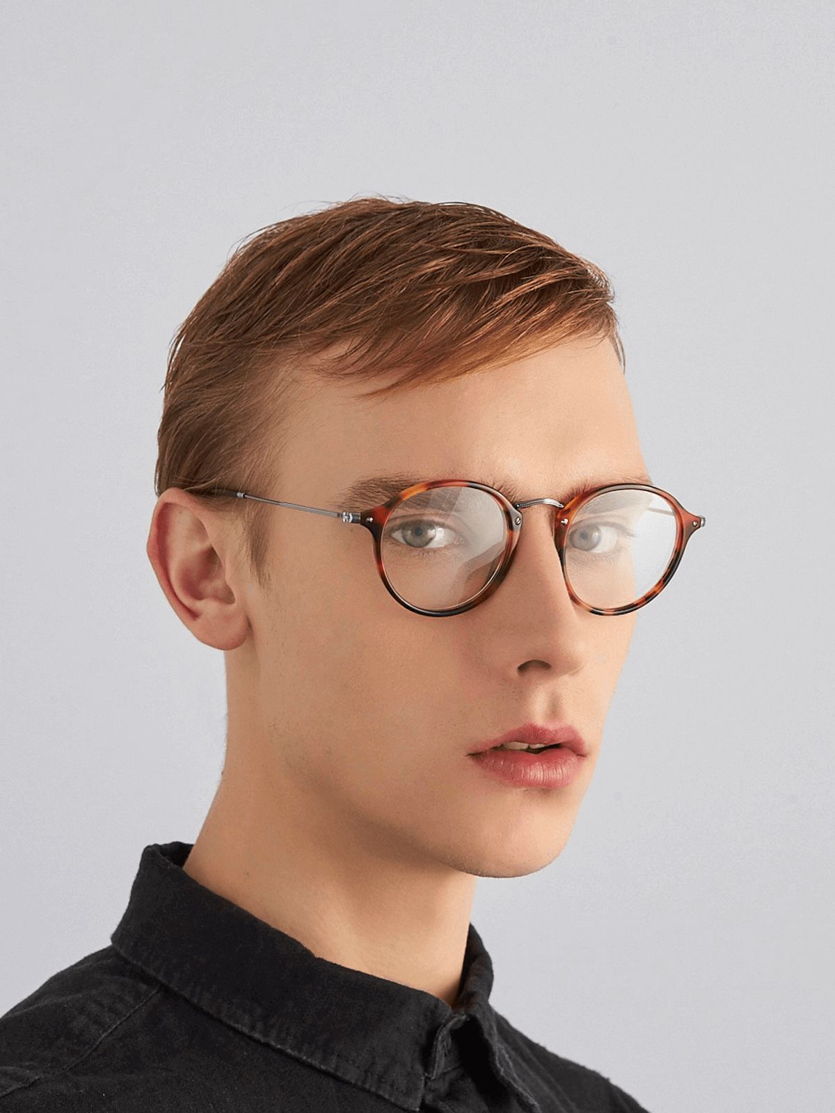 round fleck eyeglasses