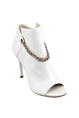 chain lift bootie