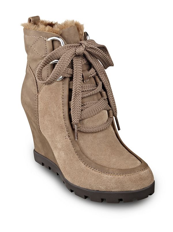 Lanni Wedge Booties | GUESS.com