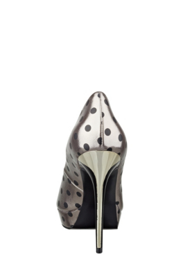 metallic platform pumps