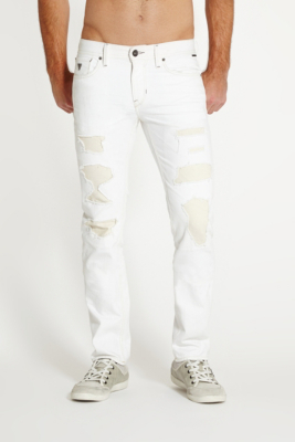 Robertson All-Around Slim Jeans in Stampede Wash, 32 Inseam | GUESS.com