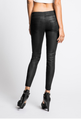 Suzette Super-Skinny Glazed Jeans – Black Resin Whisker Wash | GbyGuess.com
