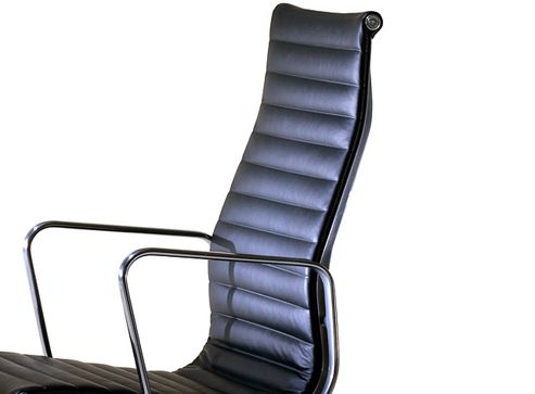 Eames Aluminum Group Executive Chair