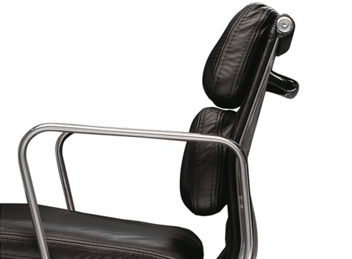 Eames Soft Pad Management Chair