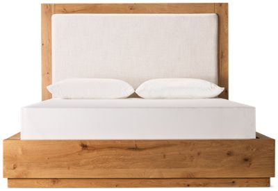 Oak Hill Queen Upholstered Bed