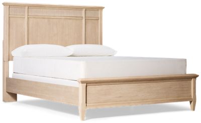 Carmella Queen Panel Bed - Fluted Details - Tapered Square Legs - Classic Coastal Style