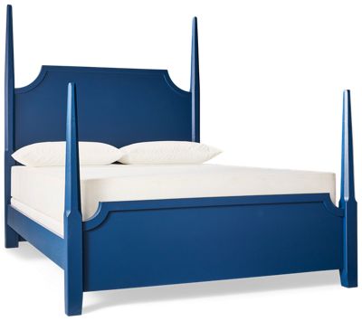 Tide & Timber Queen Pencil Poster Bed - Scalloped Headboard and Footboard - Coastal Traditional Style
