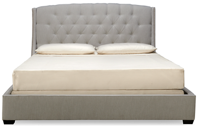 Leslie King Upholstered Bed with Nailhead