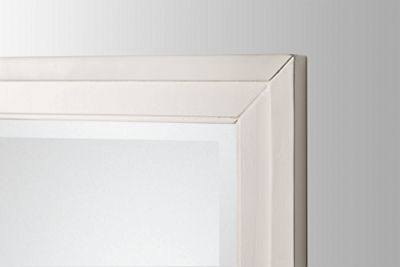 Studio Mirror