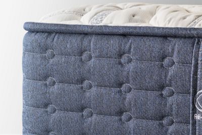 King Koil RE-SPUN Chambray Hudson Split Head Firm Mattress - Thumbnail 4