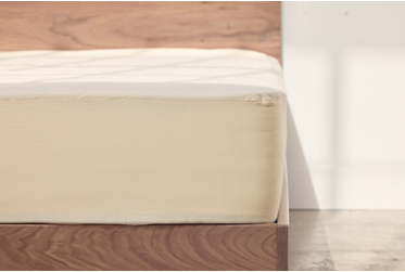 Avocado Organic Deep Pocket Mattress Protector - Breathable Protection - Fits Up To 22 Inches - Soft Gentle & Breathable