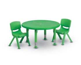 Round plastic 2025 table with chairs