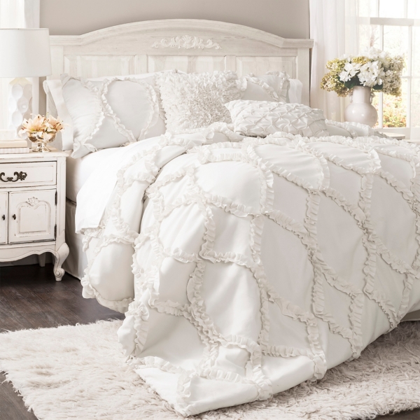 White Avon 3 Pc Queen Comforter Set