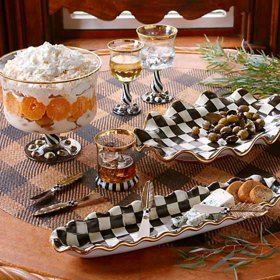 Courtly Check Hors d'Oeuvre Tray image seven
