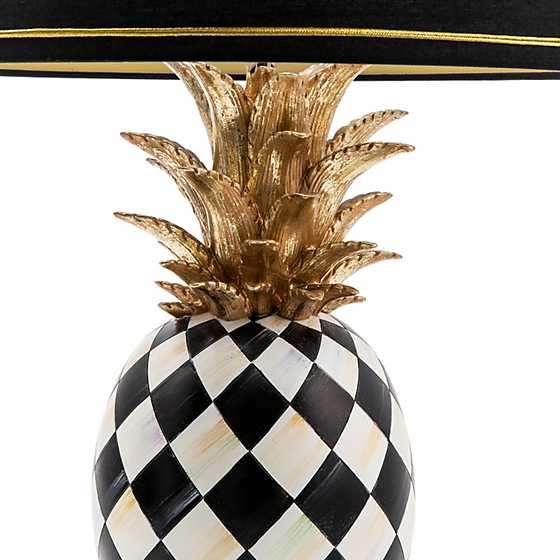 Pineapple Table Lamp image four