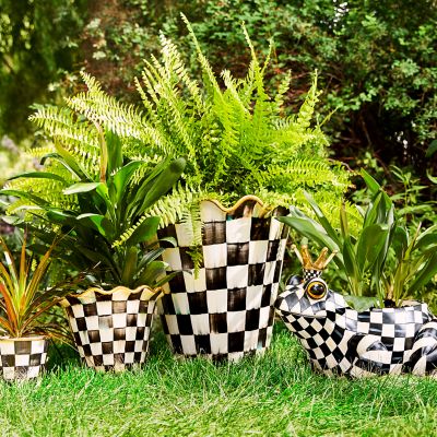 MacKenzie-Childs Blue & White Zig Zag Pot Holders – Set of 2