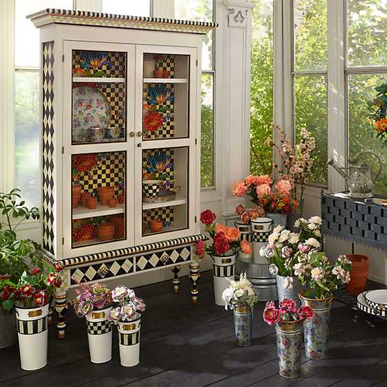 Flower Market Cabinet image two