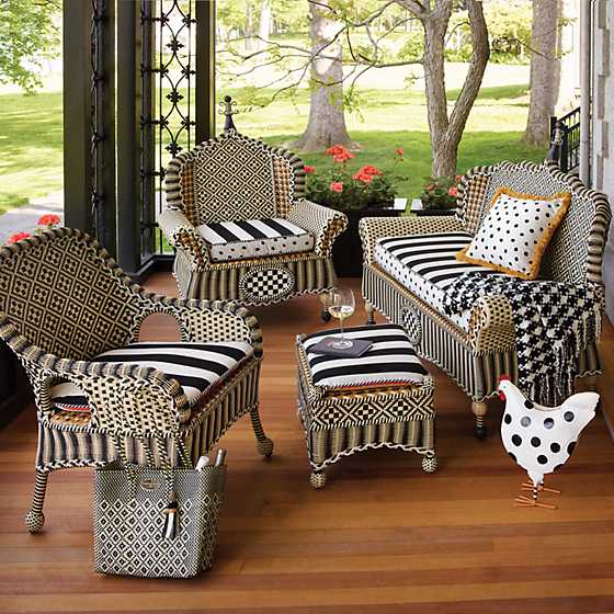 Courtyard Outdoor Accent Chair - Bathing Hut image five