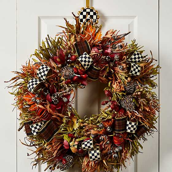 Courtly Check Wreath Hanger image eleven