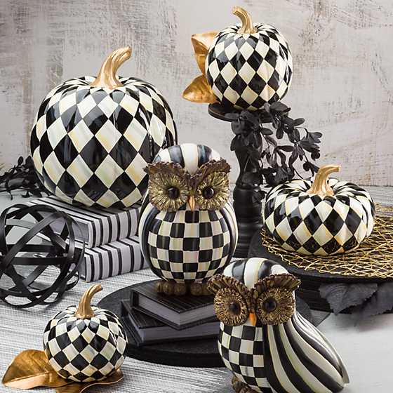 Courtly Harlequin Squashed Pumpkin - Small image seven