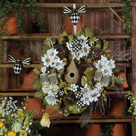 Queen Bee Wreath Hanger image two