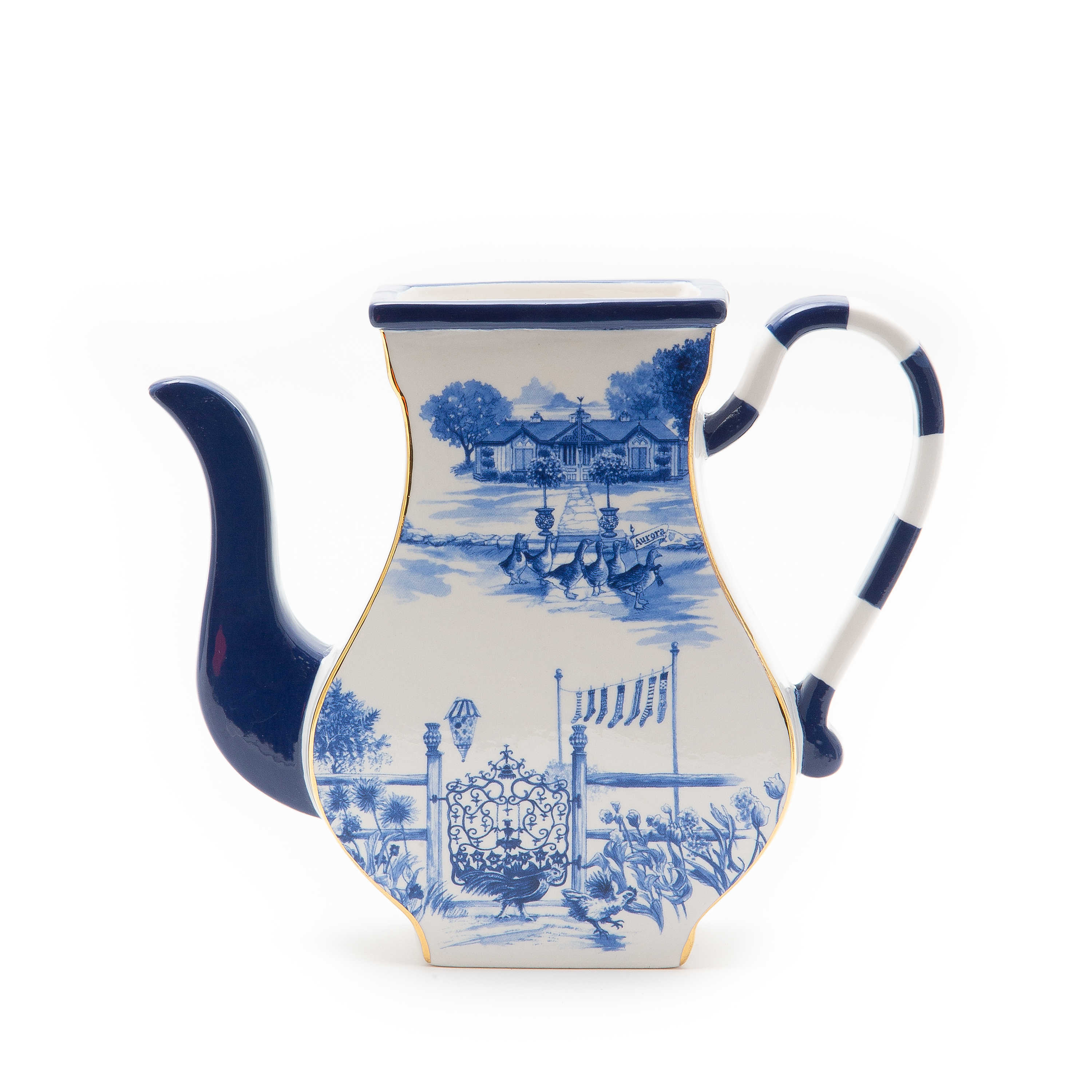 Royal Toile Teapot Vase mackenzie-childs Panama 0