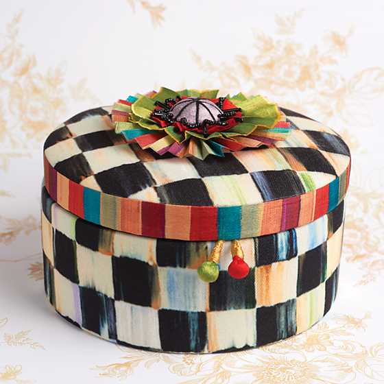 Courtly Check Round Jewelry Box image four
