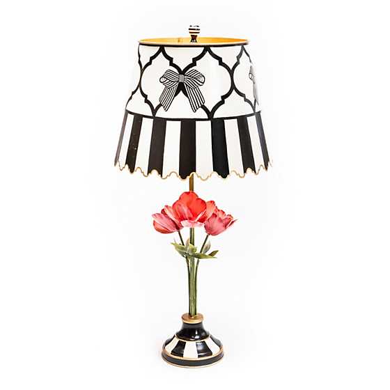 Flower Show Table Lamp image eight