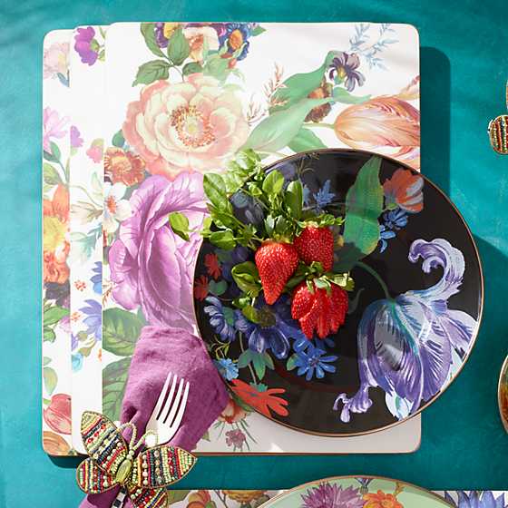 Flower Market Dinner Plate - Black image five