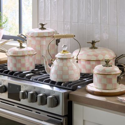 Rosy Check 2 Quart Tea Kettle Image 4