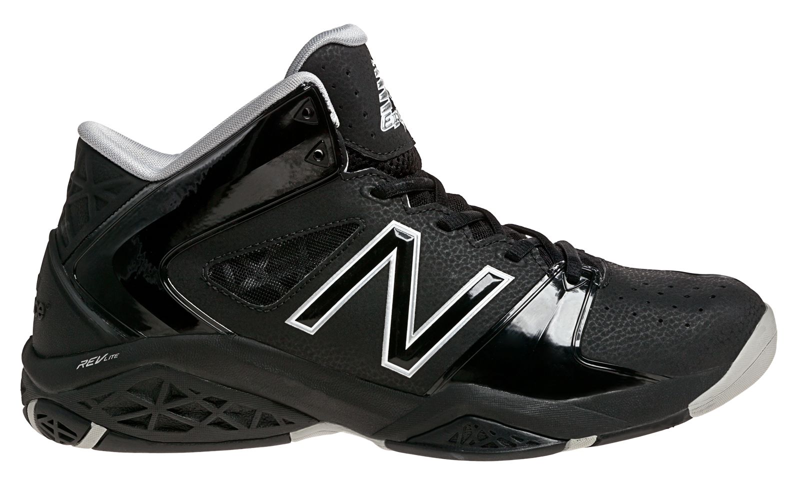 new balance basketball 82