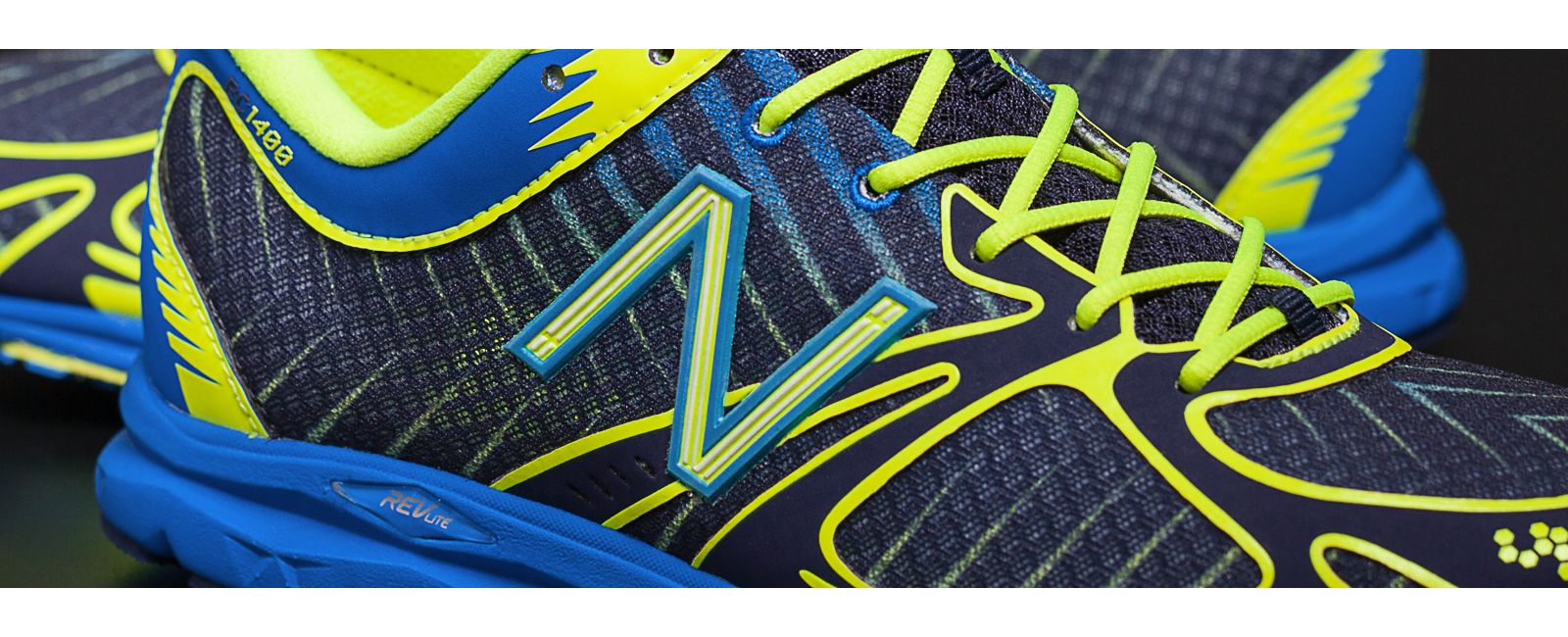 new balance 1400 glow