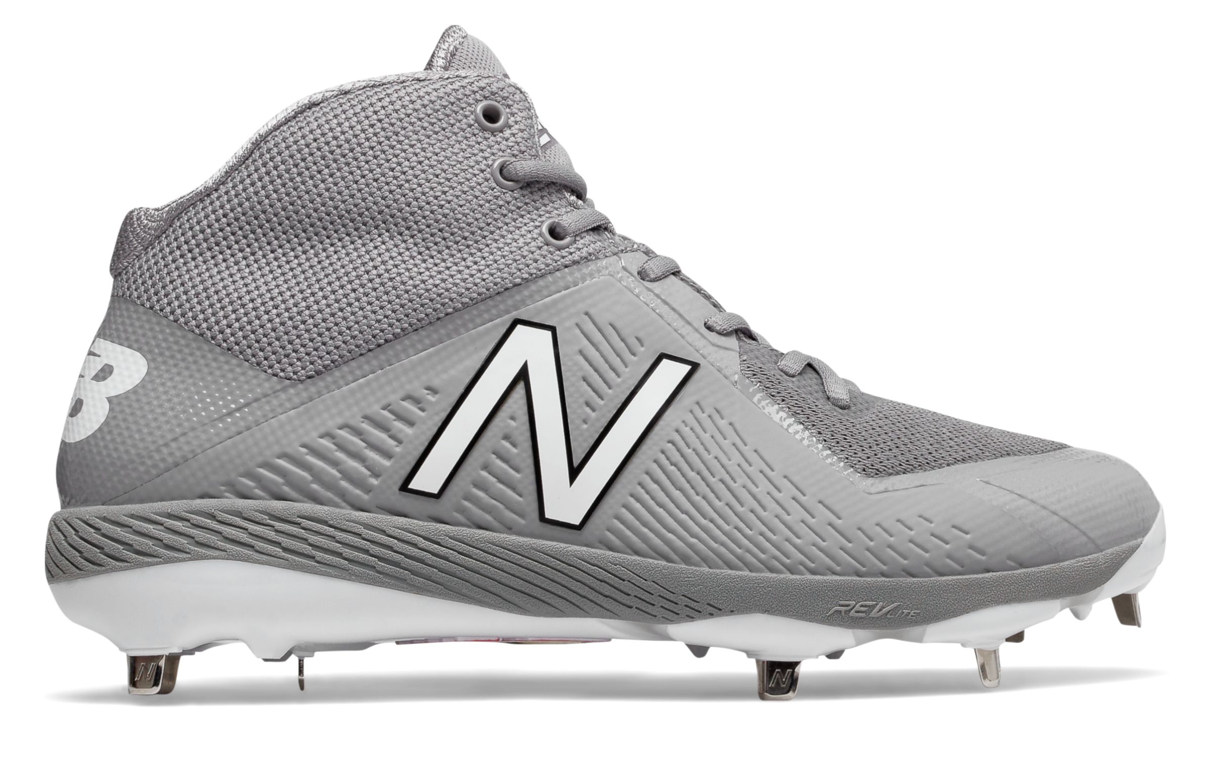 mid cut baseball cleats