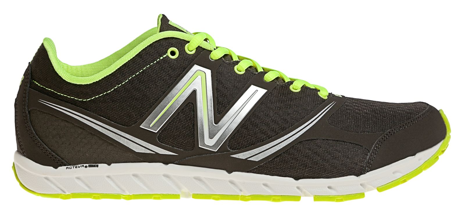 new balance m730