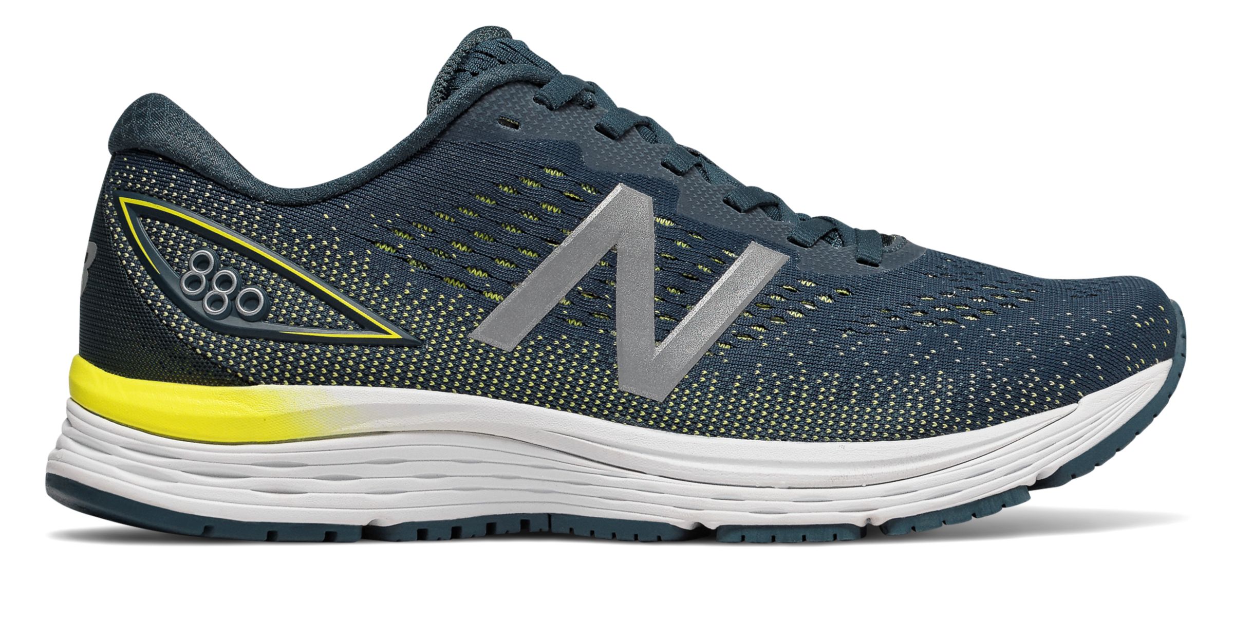 New Balance M880V9-26221-M on Sale 