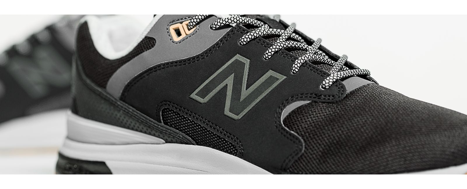 new balance ml 1550